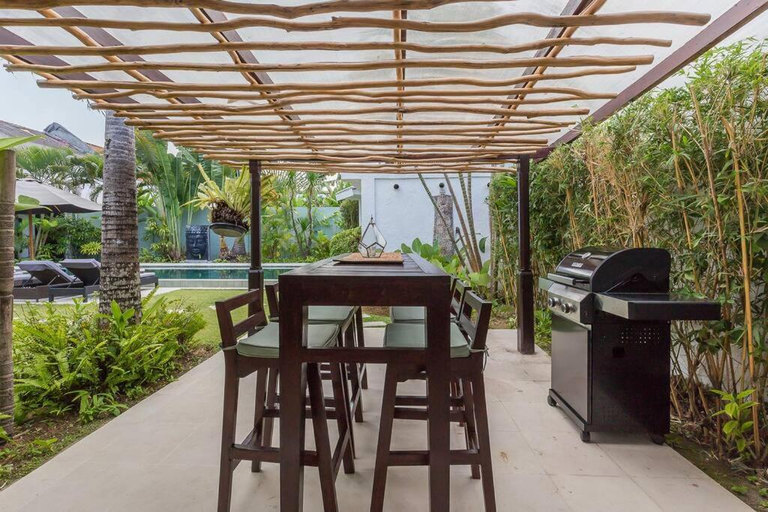 Food & Drinks, Villa Budha 1: 4bedrs 12m Pool, 700m2 garden with BBQ, Badung