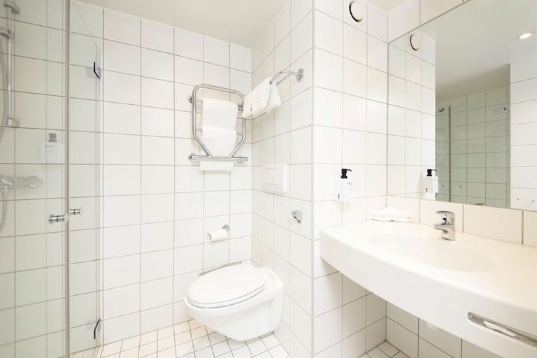 Bathroom 4, Scandic Nidelven, Trondheim