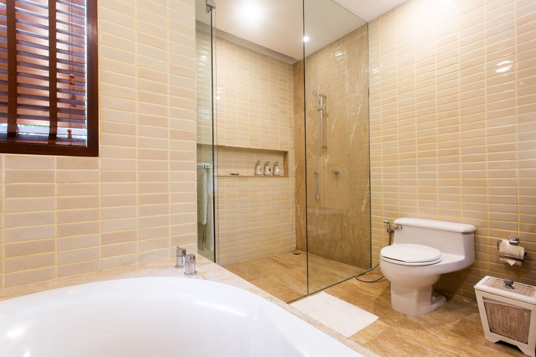 Bathroom 4, Miskawaan Beachfront Villas, Ko Samui