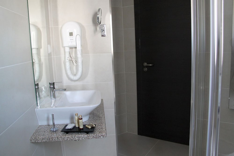 Bathroom 3, Hotel Jose Regio, Portalegre