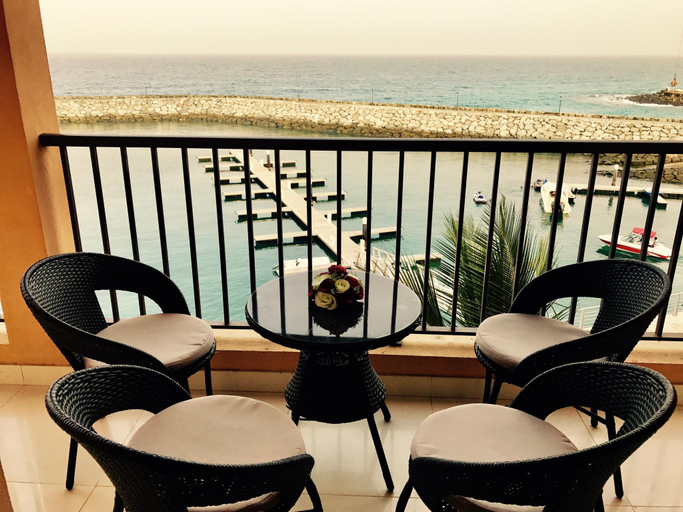 Mina Al Fajer Apartments