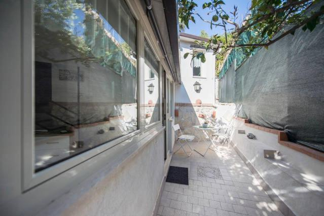 Others 5, GARDEN HOUSE Apartments in Naples, Napoli