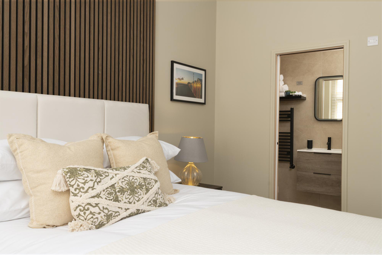 Others 2, Kings Road Suites, Brighton and Hove