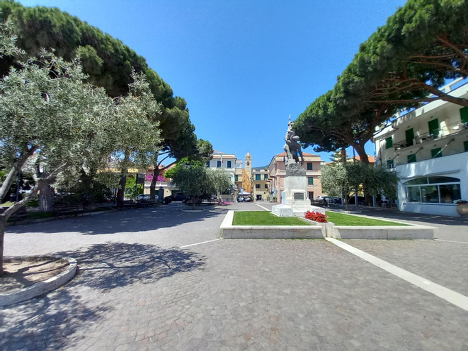 Holiday Sea View, Savona