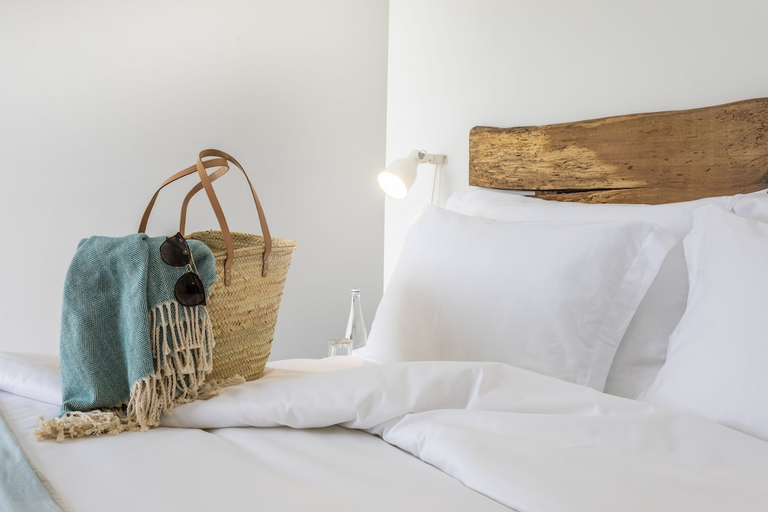 Bedroom 3, You and the sea, Mafra