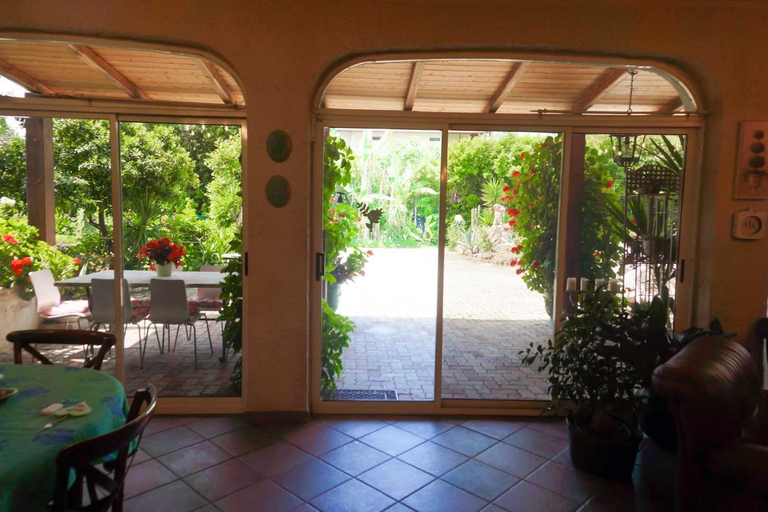Others 2, La Bouganville - Piscina e Relax, Lucca