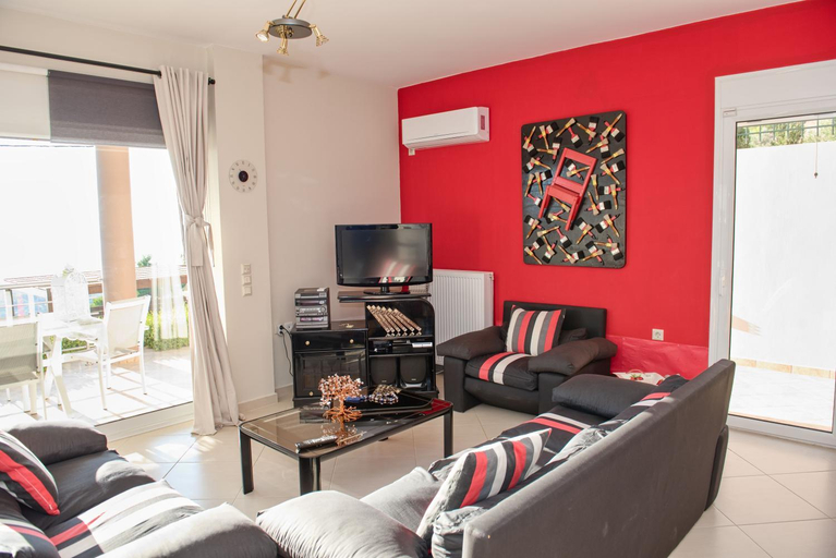 Others 5, Lila's Villa, Central Greece