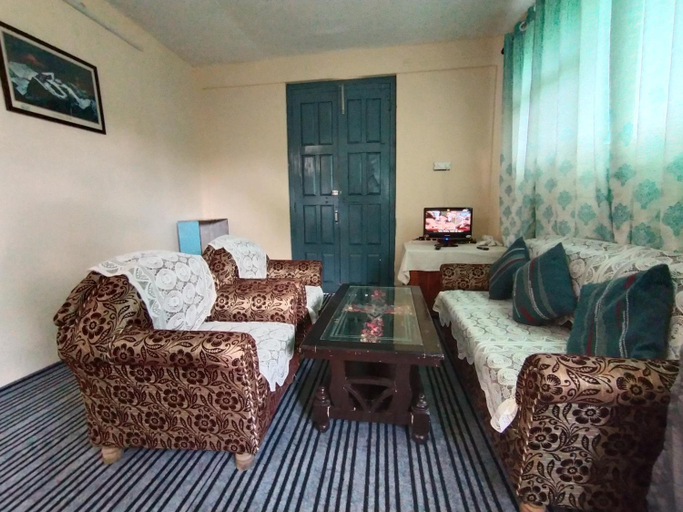 Bedroom 3, Himalaya View, Almora