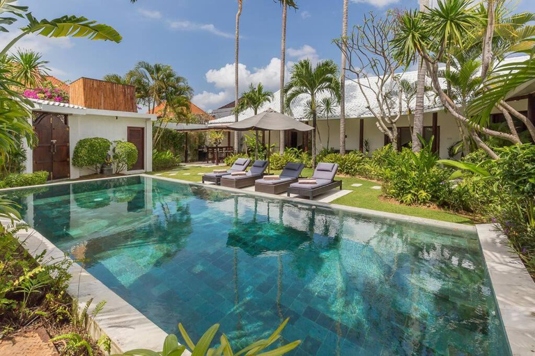 Sport & Beauty 2, Villa Budha 1: 4bedrs 12m Pool, 700m2 garden with BBQ, Badung
