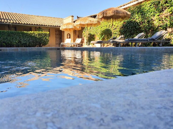 Others 5, Le Mas de Mougins, Alpes-Maritimes