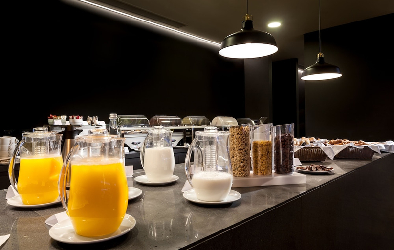 Food & Drinks 5, Avenida, Ponta Delgada