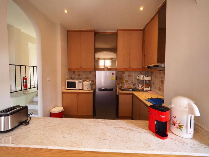 Dining Room 18