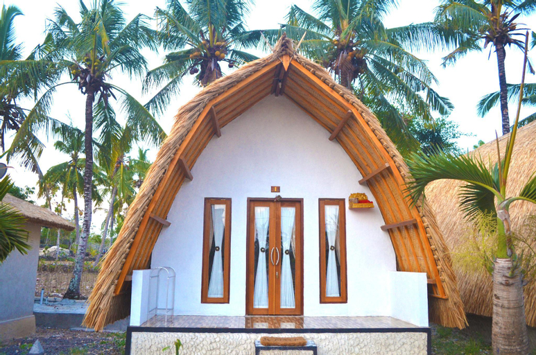Exterior 1