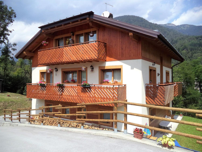Others 5, B&B Dolomiti, Belluno