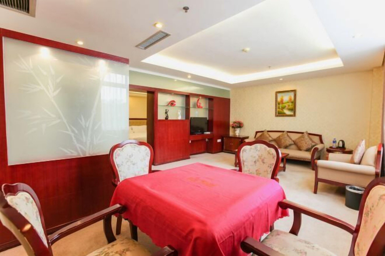 Others, Phoenix Hotel, Guangyuan