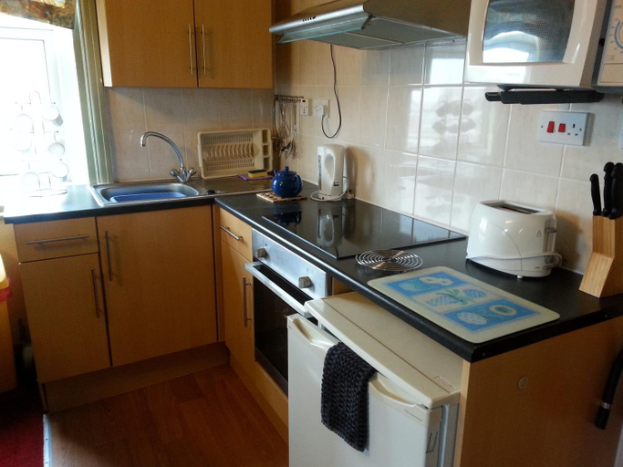 Others 5, Oakville Apartments, Blackpool