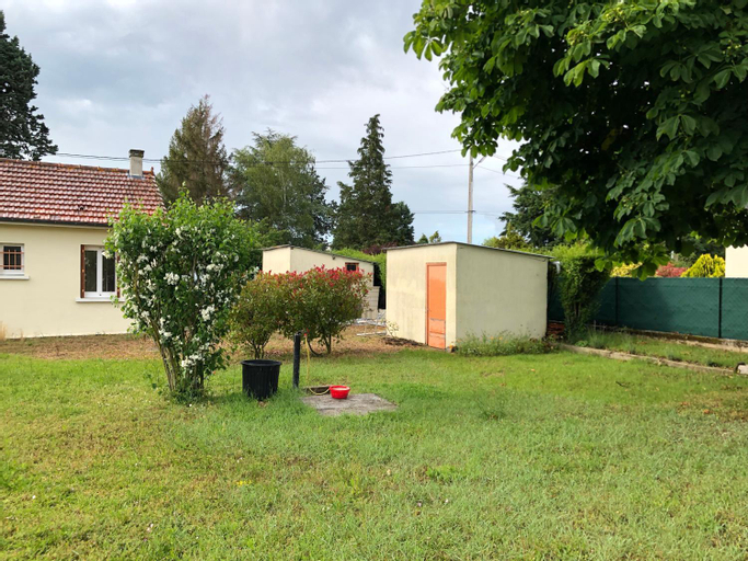 Exterior & Views 5, La petite maison des gites de Josephine, Loir-et-Cher