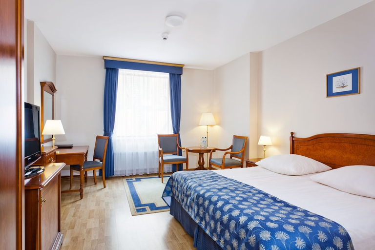 Bedroom 3, Qubus Hotel Wroclaw, Środa Śląska