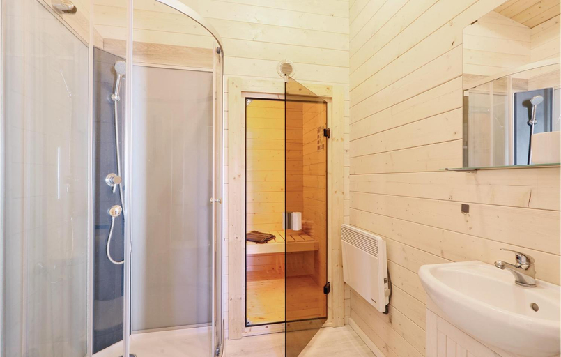 Bathroom 4, Seelowe, Ostholstein