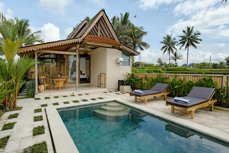 Swimming Pool 12