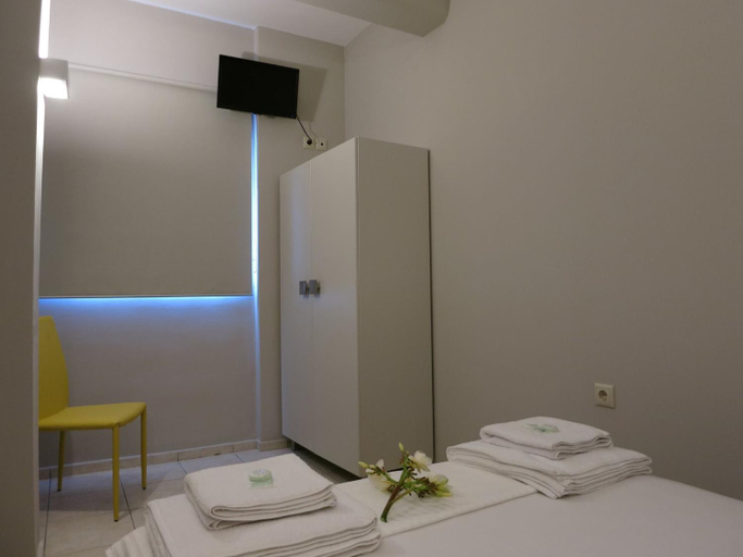 Bedroom 2, Pantheon Aparthotel, Crete