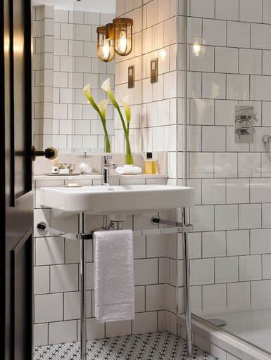 Bathroom 4, Temple Bar Hotel Dublin by The Unlimited Collection, Dublin
