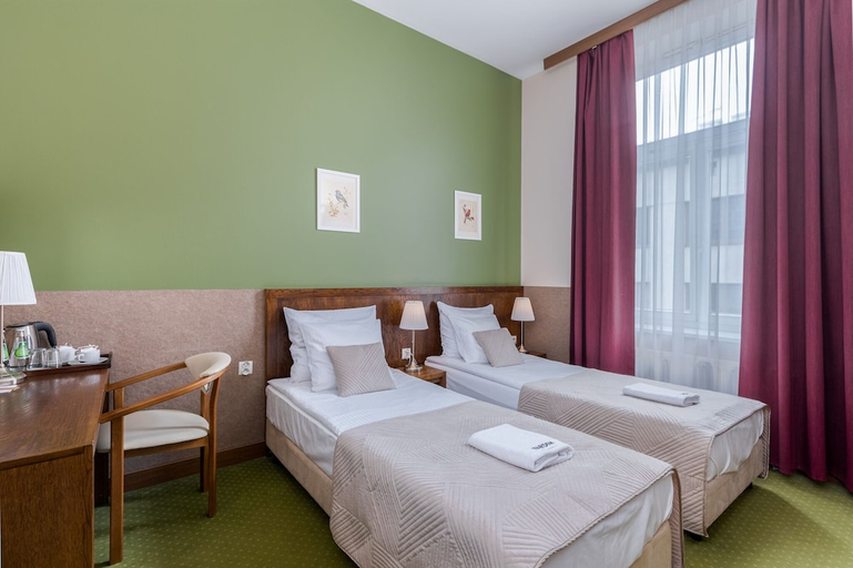Bedroom 2, Yarden Aparthotel by Artery Hotels, Kraków City