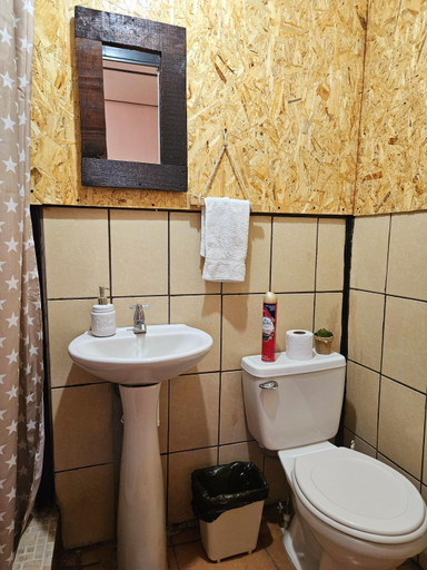 Bathroom, Cermeños House, Antigua Guatemala