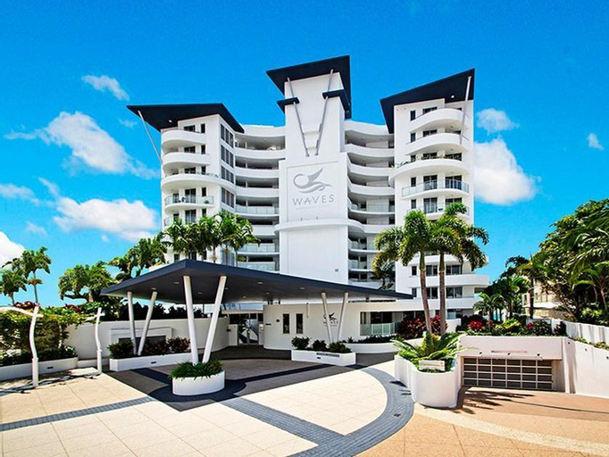 Exterior & Views 2, Waves Maroochy River Holiday House, Maroochy - Maroochydore