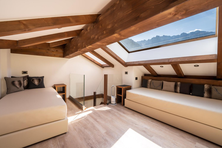 Bedroom 2, Arya Alpine Lodge, Bolzano