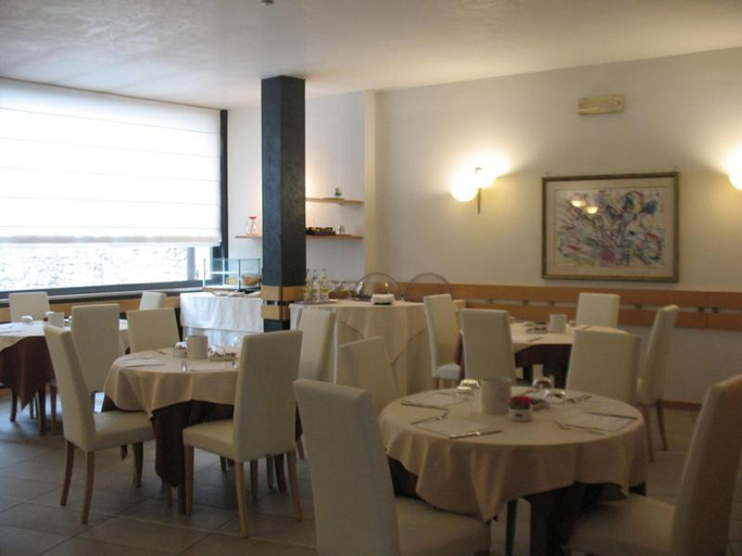 Others 3, Hotel Vittoria, Udine