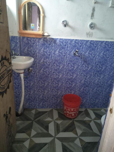 Bathroom 4, Vamoose Sherpa Dhotrey, Darjiling