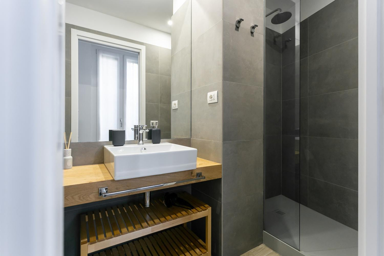 Bathroom 3, Milanofierapartments, Milano