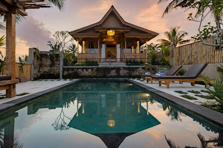Swimming Pool 6