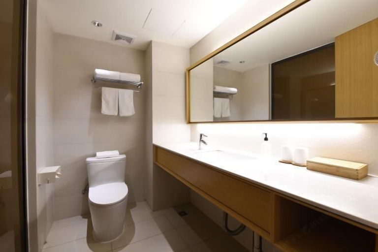 Bathroom 4, Lilong hotel, Huizhou