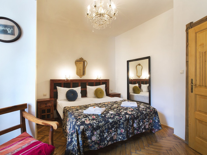 Bedroom 2, Antique Apartments, Kraków City