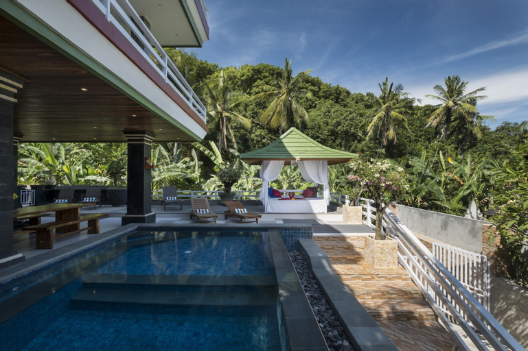 Swimming Pool 9