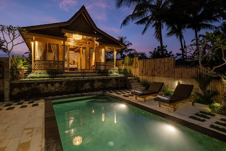 Swimming Pool 3