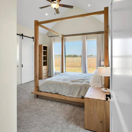 Room 3, New Luxury Texas Farmhouse, McLennan