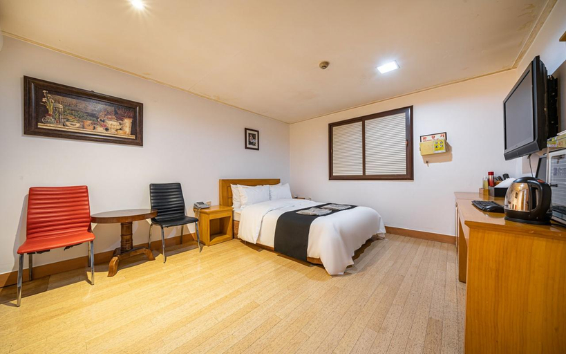 Bedroom 3, Uijeongbu E Joy, Yangju