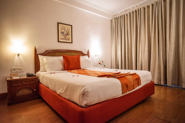 Bedroom 2, Hotel Abad Plaza, Ernakulam