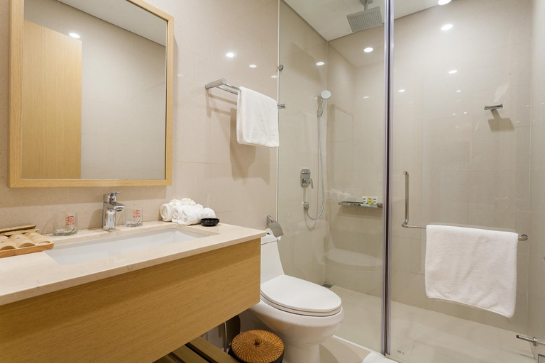 Bathroom 5, The Ocean Resort, Da Nang