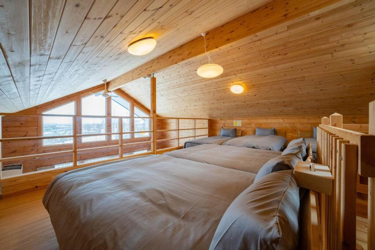 Bedroom 8