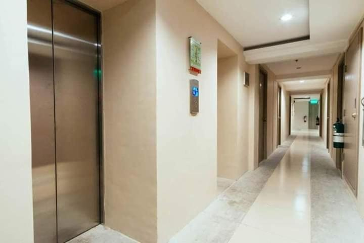 Others 5, Urban Deca Tower EDSA Shaw 1, Mandaluyong