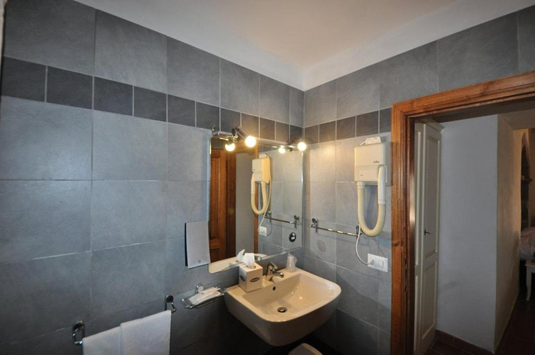 Bathroom 5, Hotel Villa Casalecchi, Siena