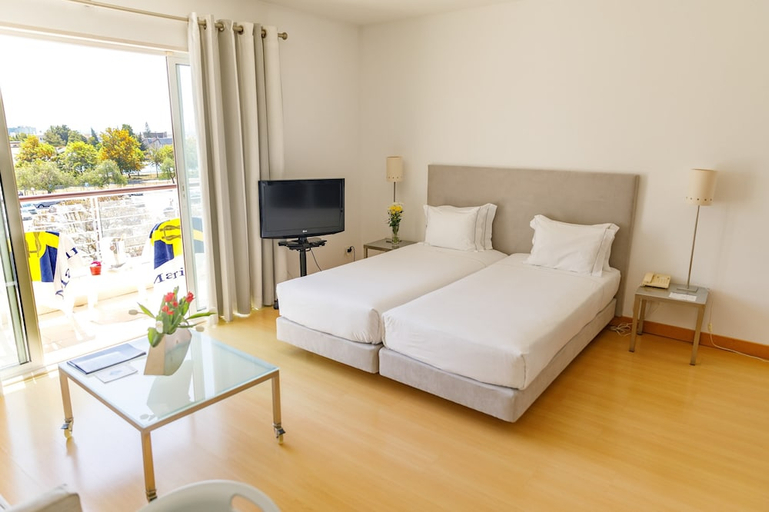 Bedroom 3, Marina Club Lagos Suite Hotel, Lagos
