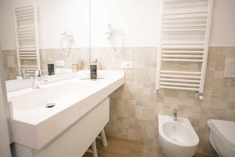 Bathroom 3, Casa Azzurra, Venezia