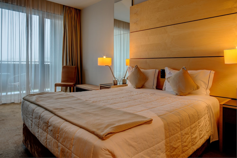 Bedroom 3, Vip Executive Azores Hotel, Ponta Delgada