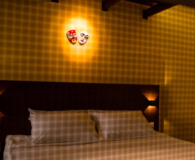 3, CIRCADIAN Tropical Studios in Central Saigon, District 1