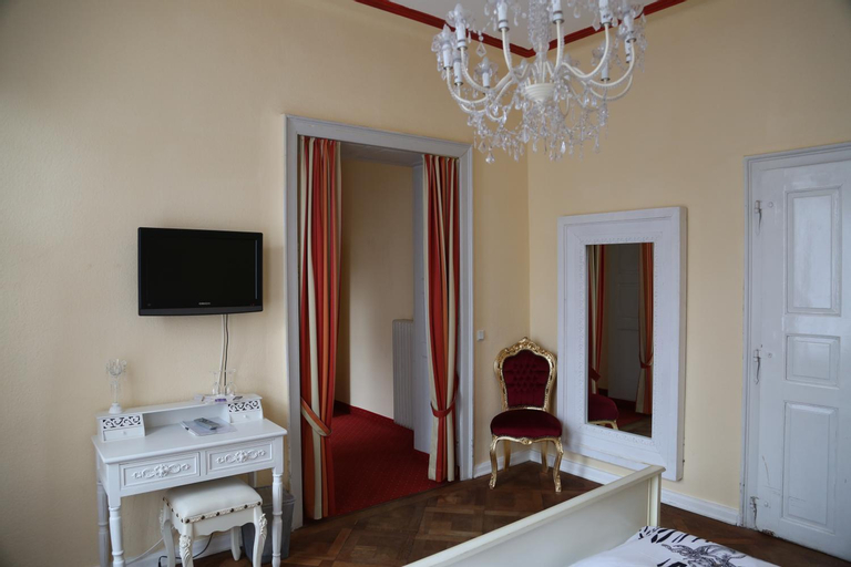 Bedroom 3, Hotel Posthof, St. Wendel